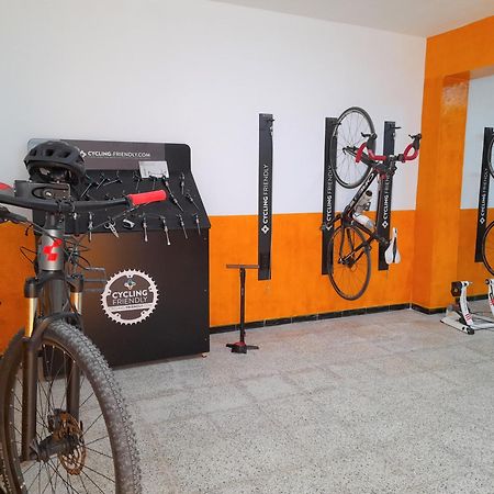 Hostal Doris - Adults Only Colonia de Sant Jordi Екстериор снимка
