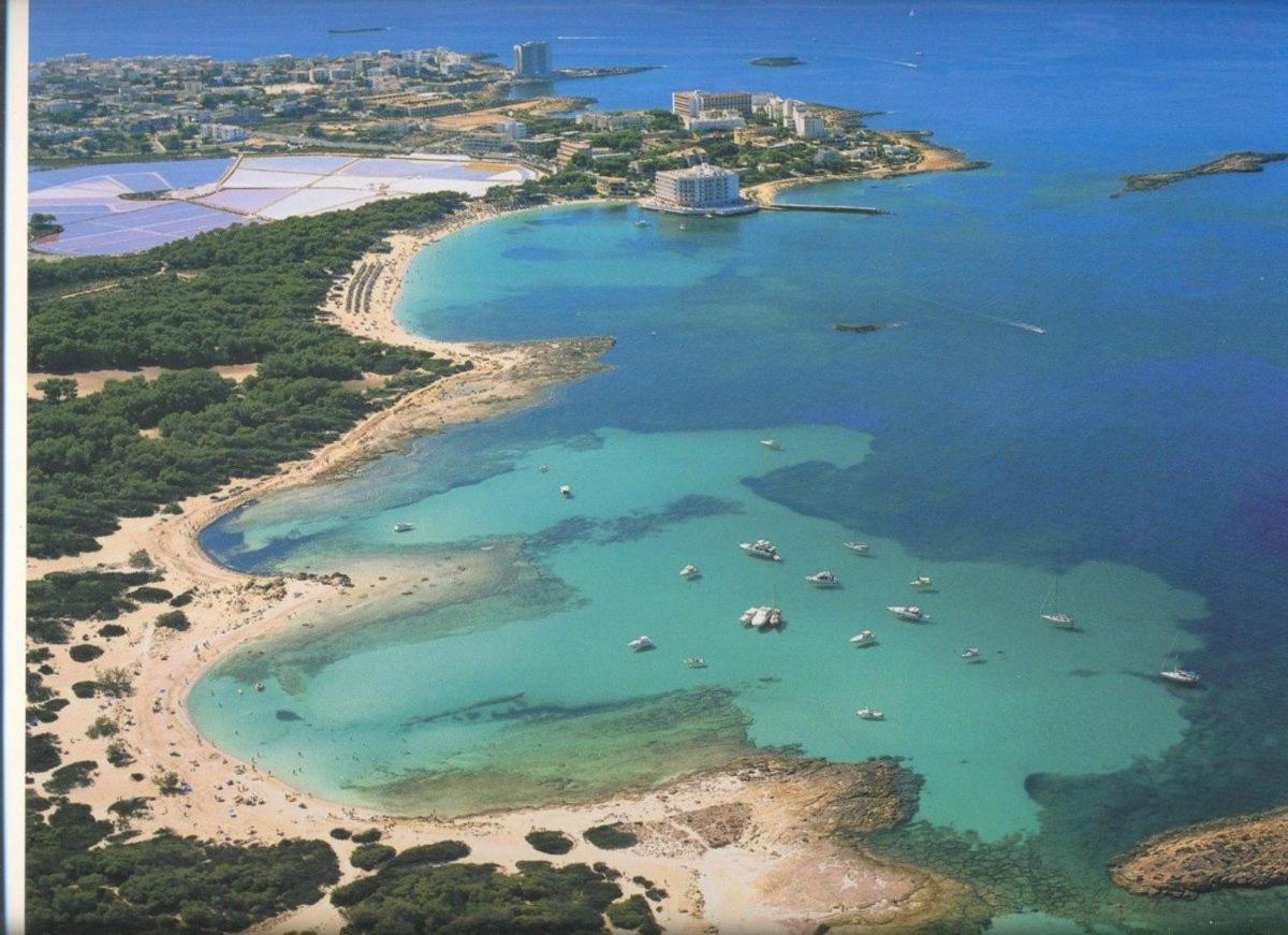 Hostal Doris - Adults Only Colonia de Sant Jordi Екстериор снимка