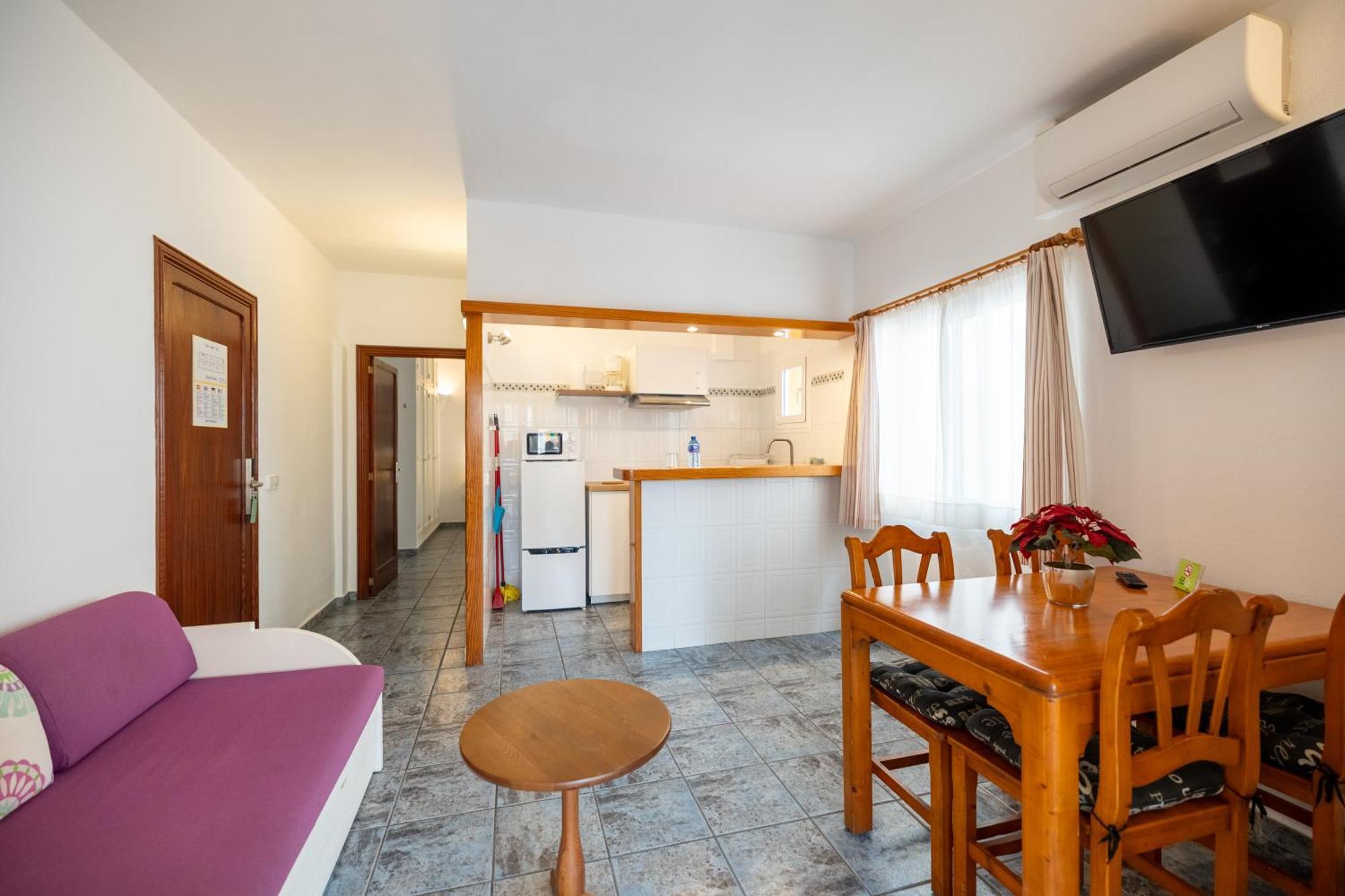 Hostal Doris - Adults Only Colonia de Sant Jordi Стая снимка